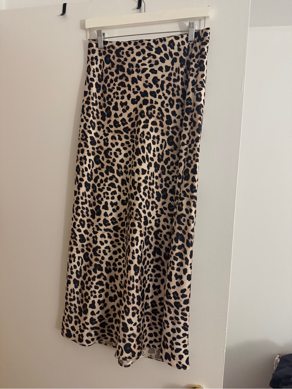 Zara Satin Effect Midi Skirt - Leopard - XS - Picture 2 of 8